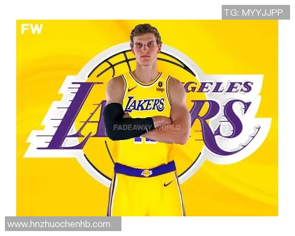 风骚投篮！爵士官媒晒马尔卡宁海报庆祝胜利